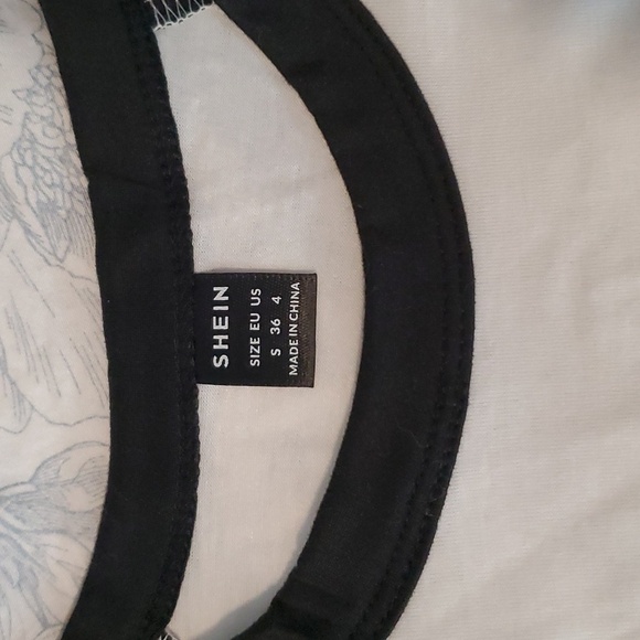 2 SHEIN crop tops S - Picture 3 of 5